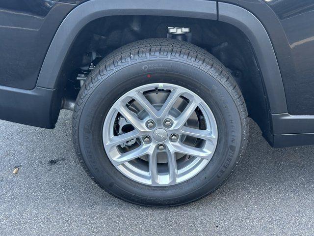 new 2025 Jeep Grand Cherokee L car, priced at $33,125