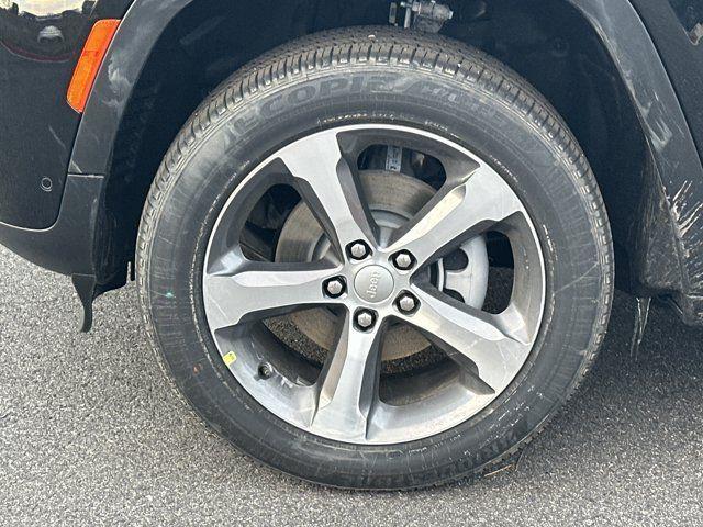 new 2026 Jeep Grand Cherokee car, priced at $47,505