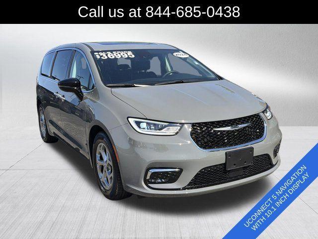 used 2024 Chrysler Pacifica car, priced at $36,991