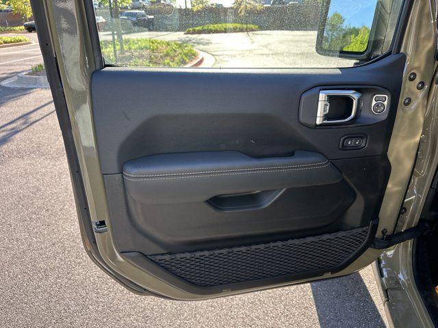 new 2025 Jeep Gladiator car, priced at $42,835