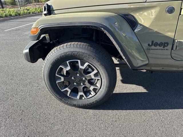 new 2025 Jeep Gladiator car, priced at $42,835