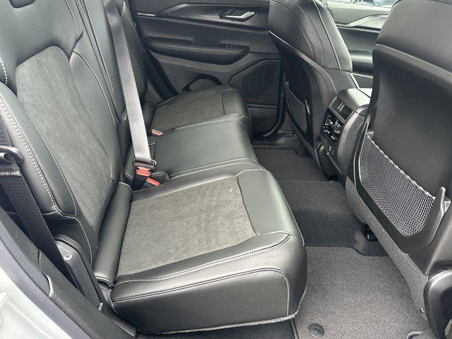 new 2025 Jeep Grand Cherokee car, priced at $36,975