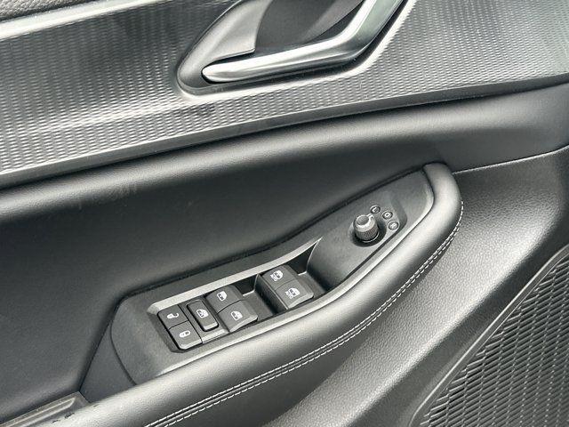 new 2025 Jeep Grand Cherokee car, priced at $36,975