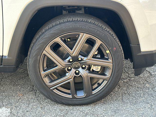 new 2026 Jeep Compass car, priced at $30,380