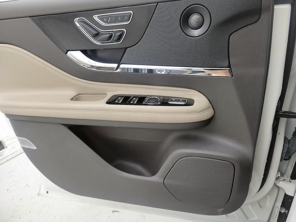 used 2022 Lincoln Corsair car, priced at $35,998