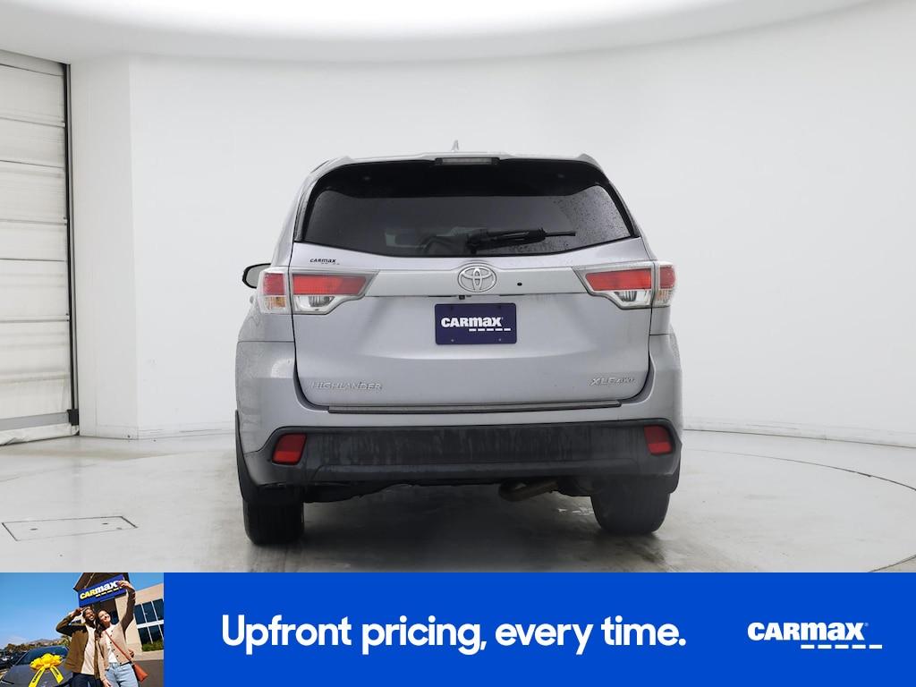used 2016 Toyota Highlander car, priced at $23,998