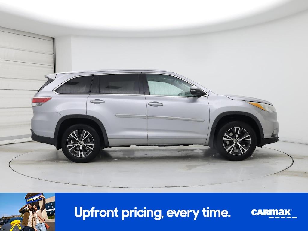 used 2016 Toyota Highlander car, priced at $23,998