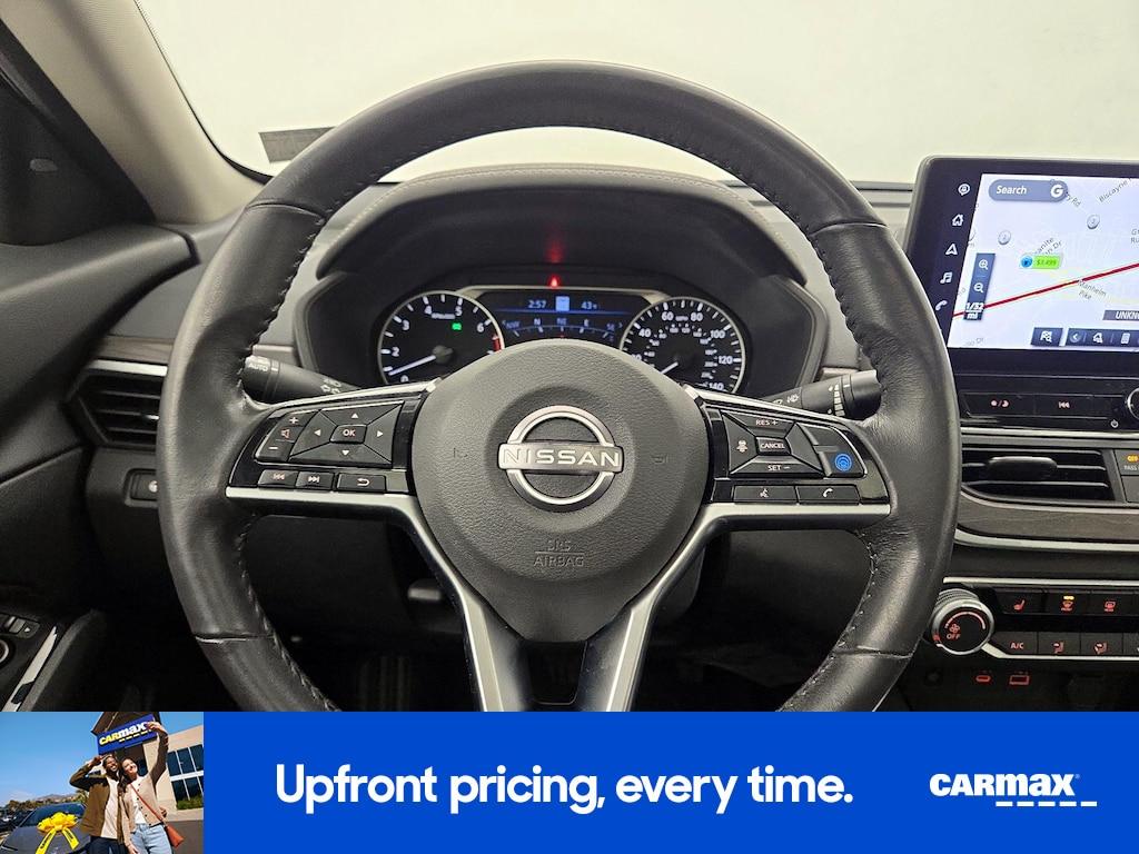 used 2023 Nissan Altima car, priced at $22,998