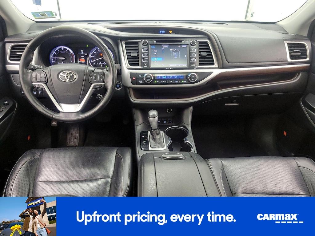 used 2014 Toyota Highlander car, priced at $20,998