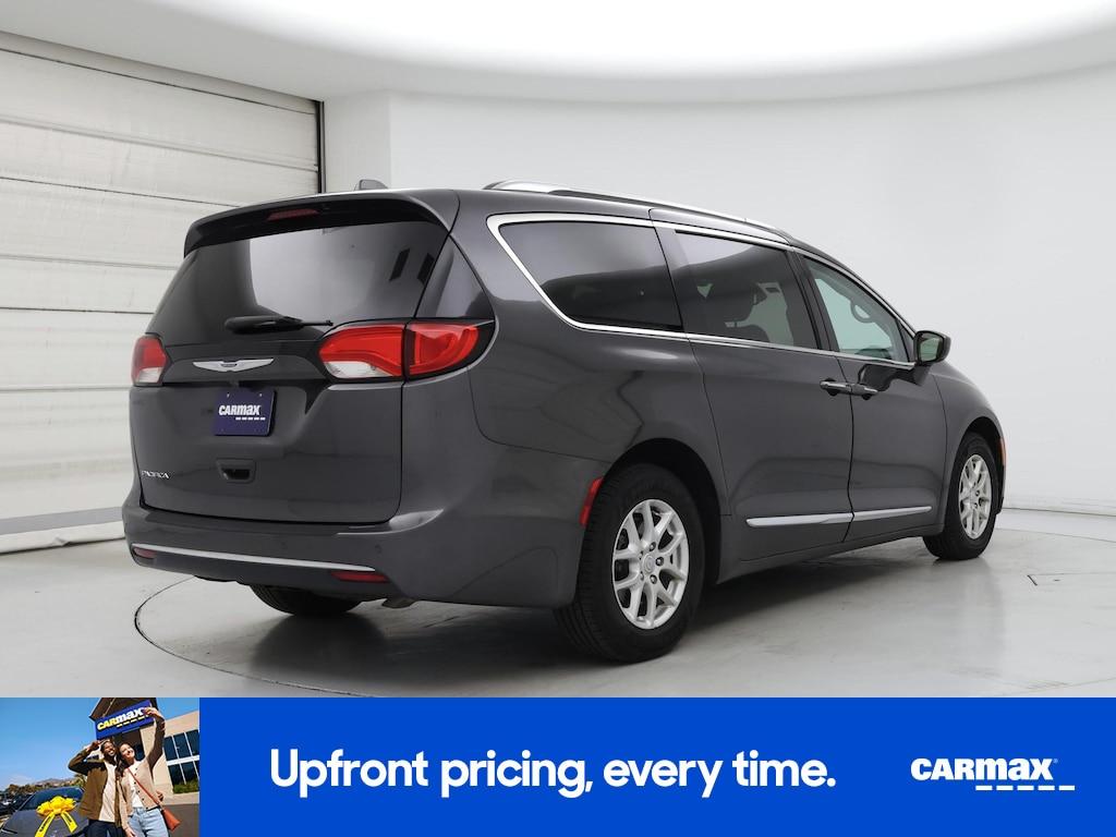 used 2020 Chrysler Pacifica car, priced at $23,998