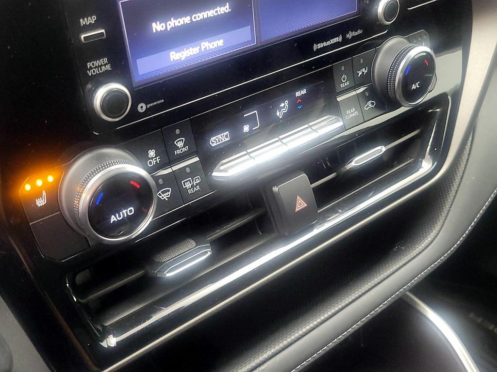 used 2022 Toyota Highlander car, priced at $38,998