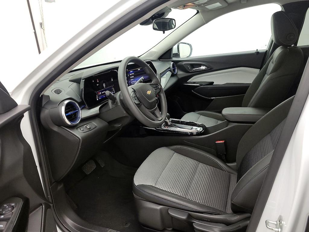 used 2025 Chevrolet Trax car, priced at $22,998