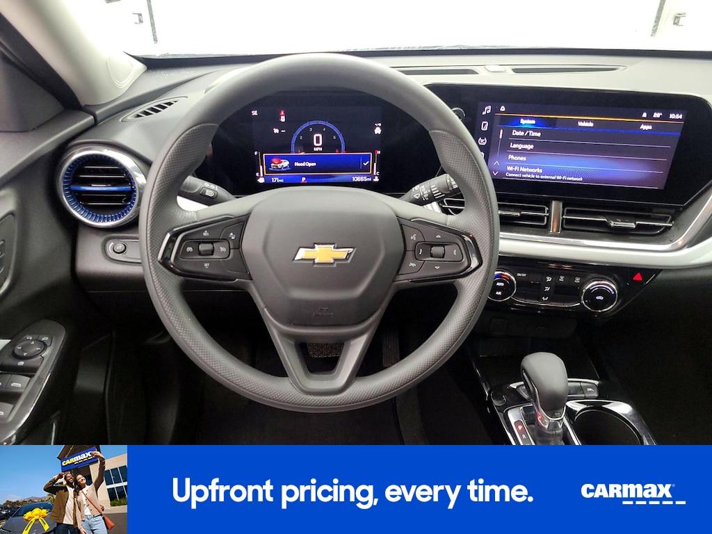 used 2025 Chevrolet Trax car, priced at $22,998