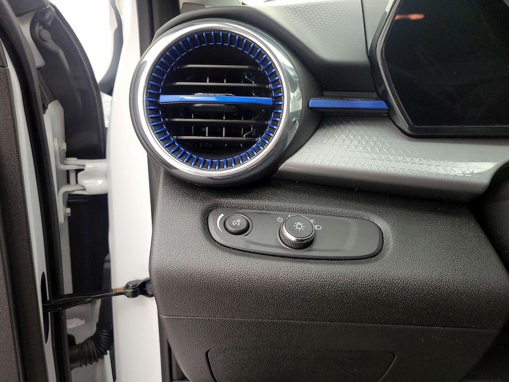 used 2025 Chevrolet Trax car, priced at $22,998