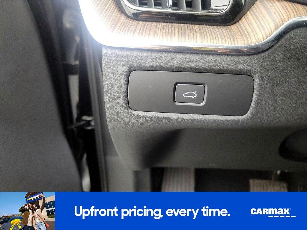 used 2023 Volvo XC60 car, priced at $34,998