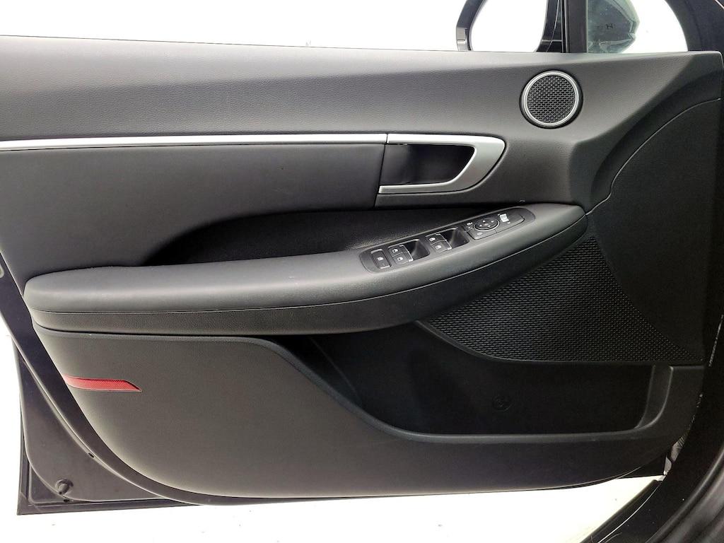 used 2025 Hyundai Sonata Hybrid car, priced at $25,998