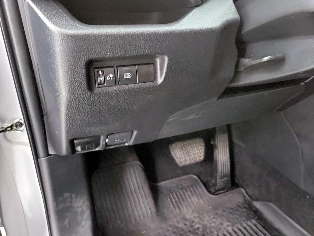 used 2022 Toyota RAV4 car, priced at $27,998