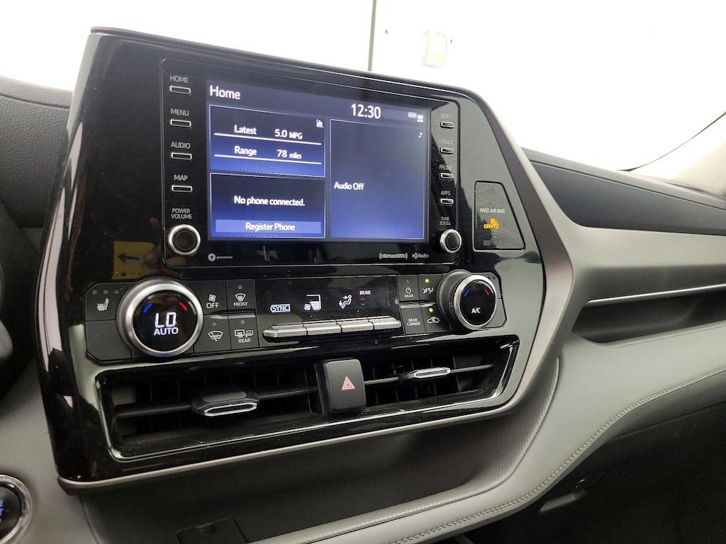 used 2022 Toyota Highlander car, priced at $38,998