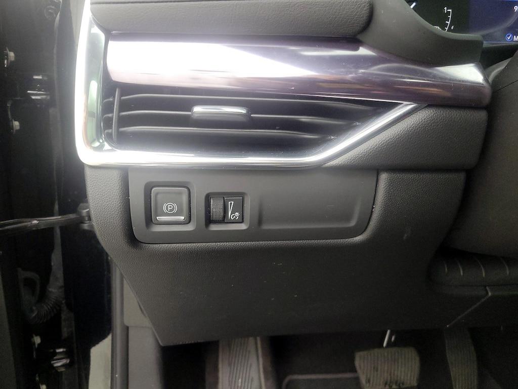 used 2023 Cadillac XT4 car, priced at $32,998