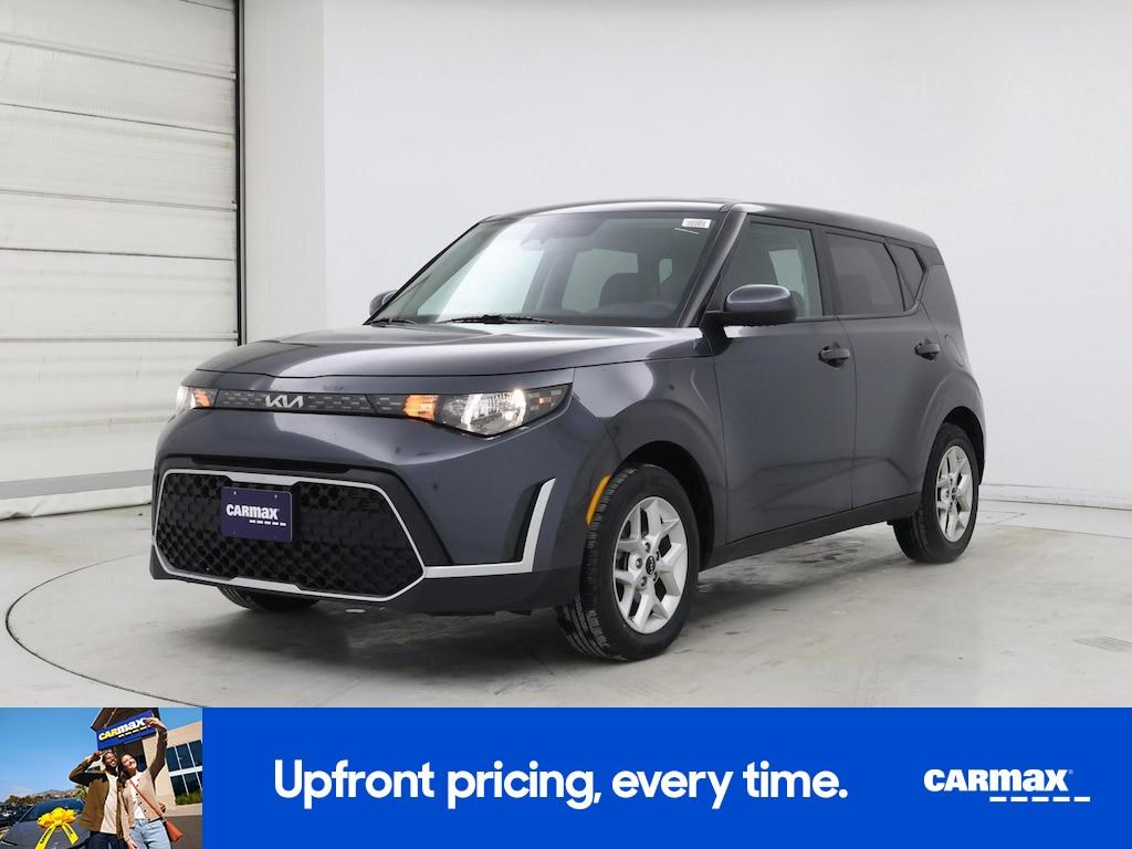 used 2025 Kia Soul car, priced at $18,998