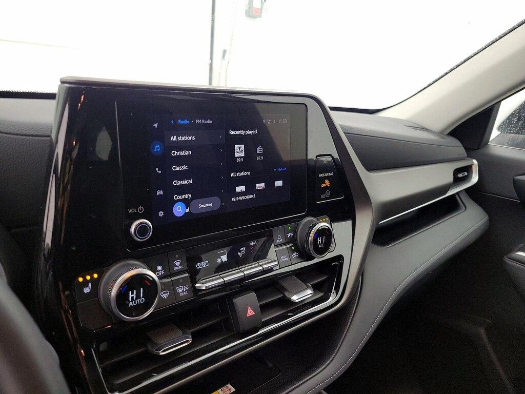 used 2023 Toyota Highlander car, priced at $38,998