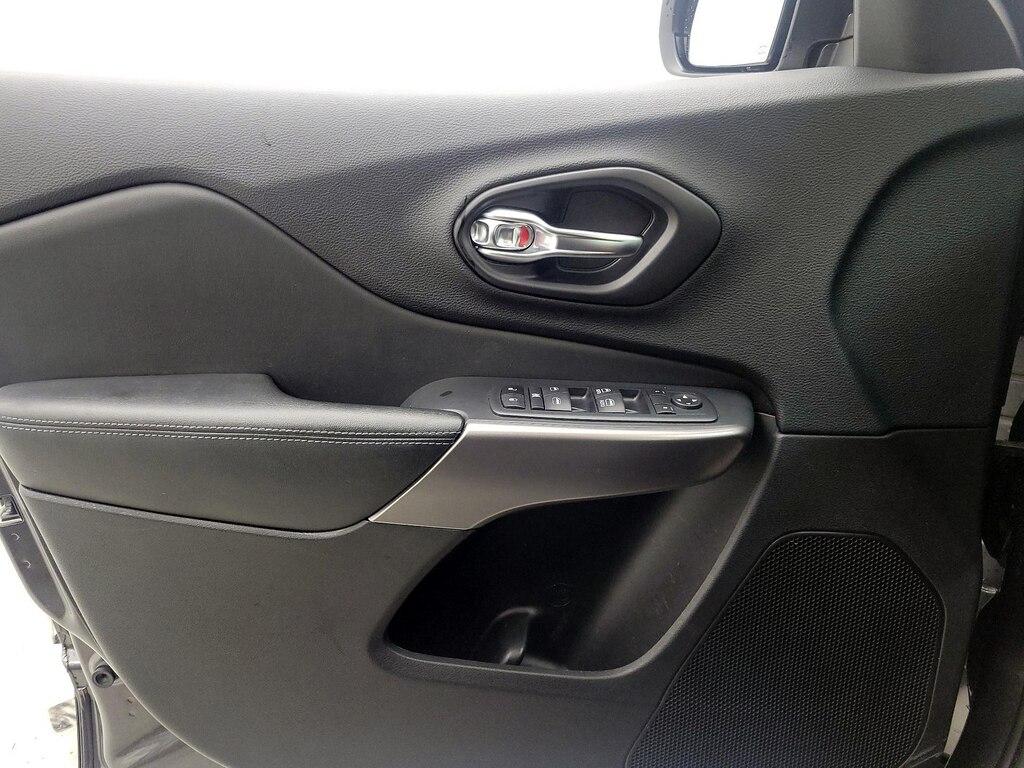 used 2021 Jeep Cherokee car, priced at $20,998