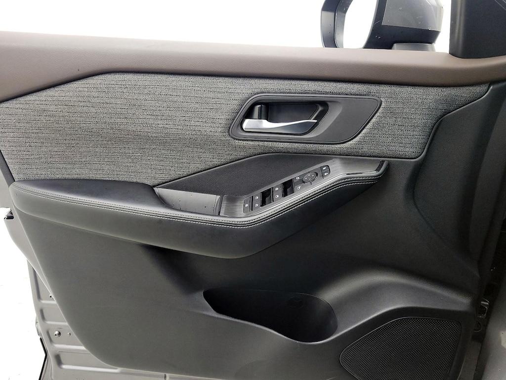 used 2023 Nissan Rogue car, priced at $22,998