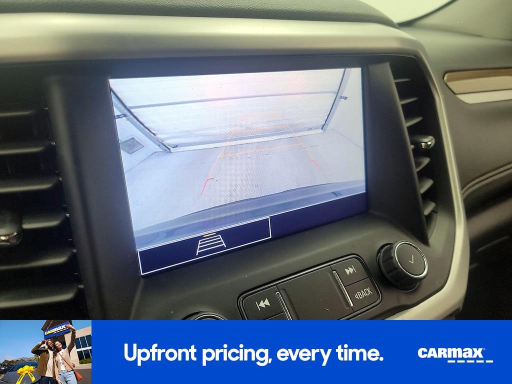 used 2023 GMC Acadia car, priced at $26,998