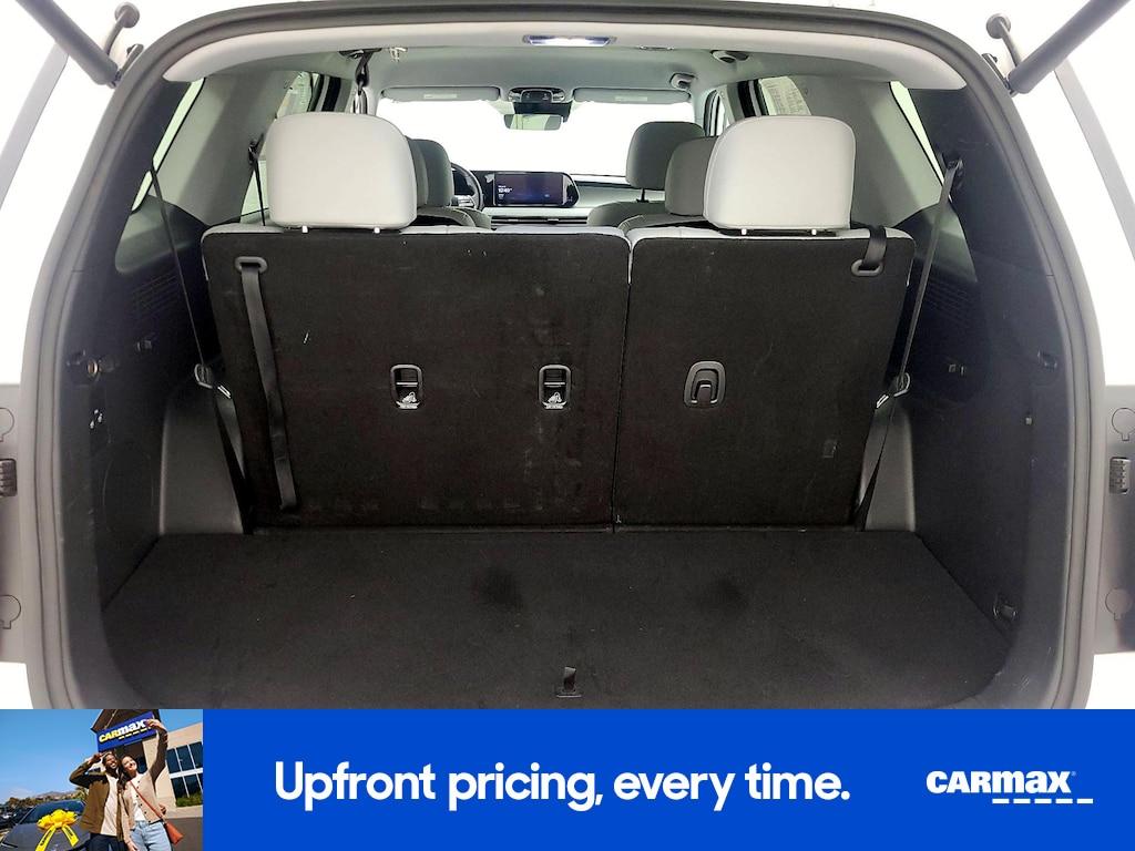 used 2025 Hyundai Palisade car, priced at $35,998