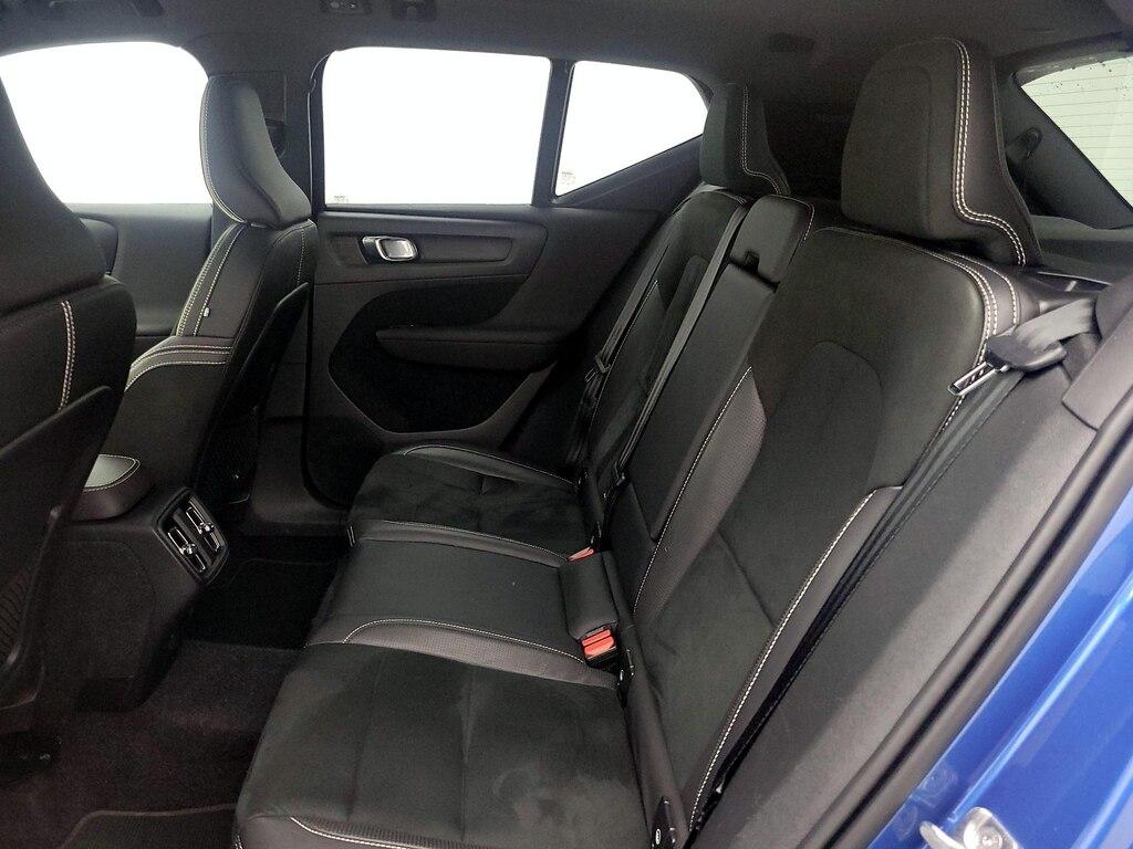 used 2020 Volvo XC40 car, priced at $26,998