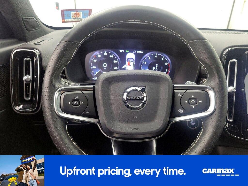 used 2020 Volvo XC40 car, priced at $26,998