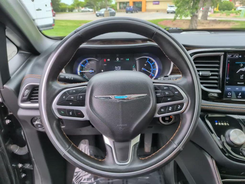 used 2021 Chrysler Pacifica car, priced at $24,351