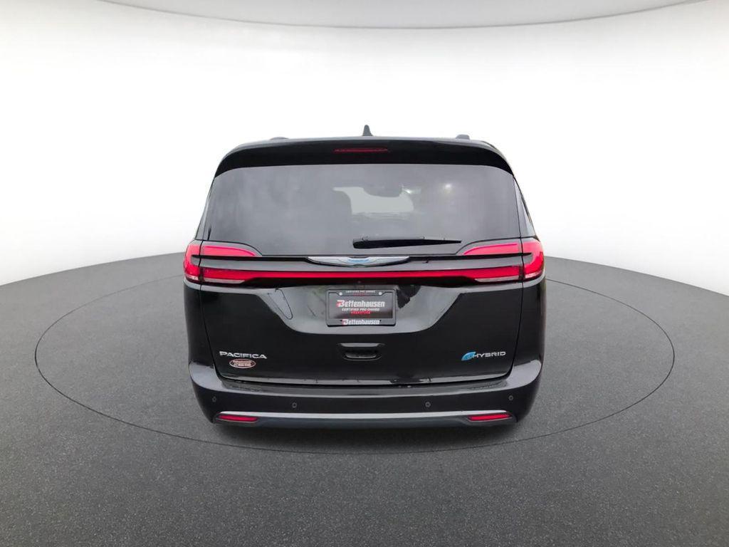 used 2021 Chrysler Pacifica car, priced at $24,351