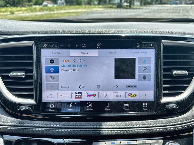 used 2025 Chrysler Pacifica car, priced at $81,897