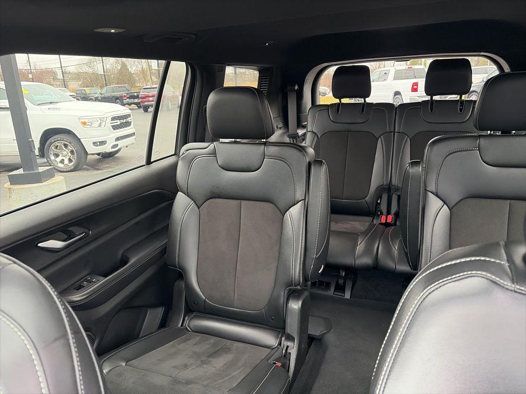 used 2024 Jeep Grand Cherokee L car, priced at $35,687