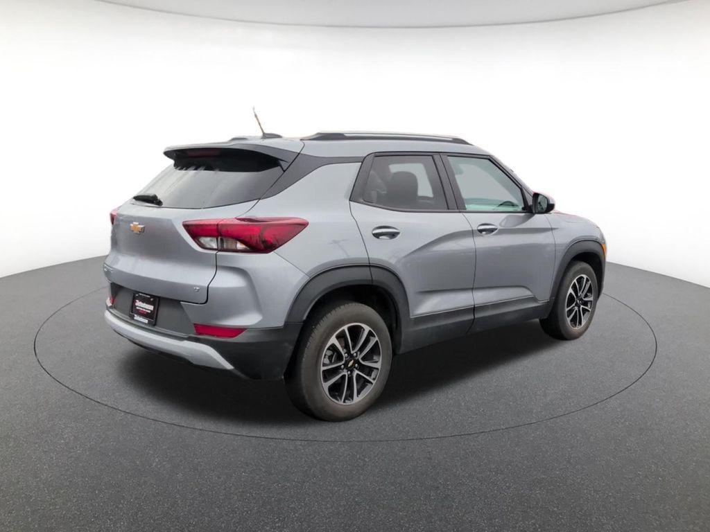 used 2025 Chevrolet TrailBlazer car, priced at $23,289