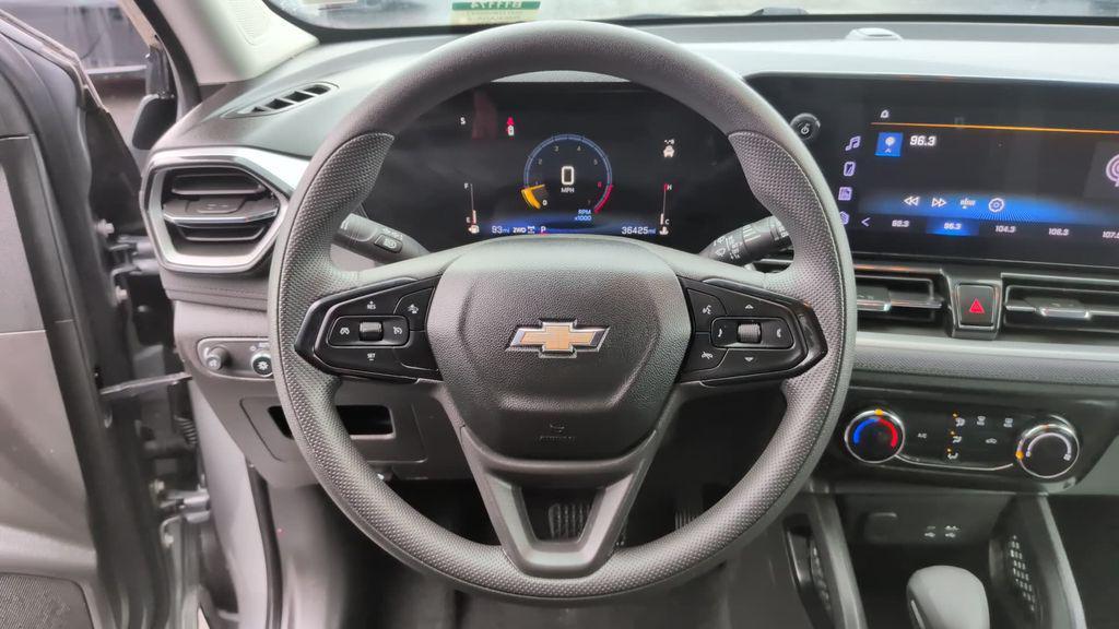 used 2025 Chevrolet TrailBlazer car, priced at $23,289