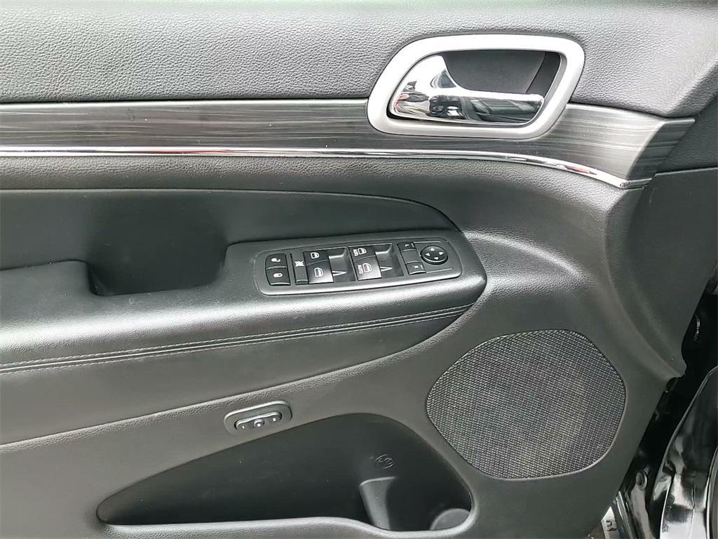 used 2019 Jeep Grand Cherokee car, priced at $15,999