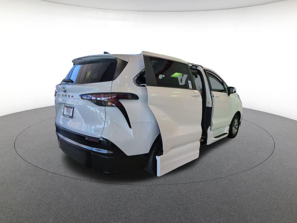 used 2025 Toyota Sienna car, priced at $79,997