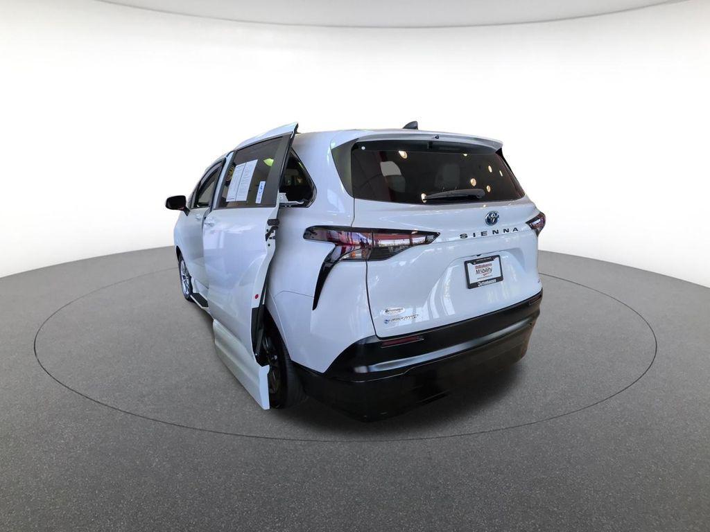 used 2025 Toyota Sienna car, priced at $79,997