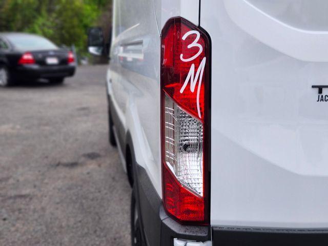 new 2026 Ford Transit-250 car