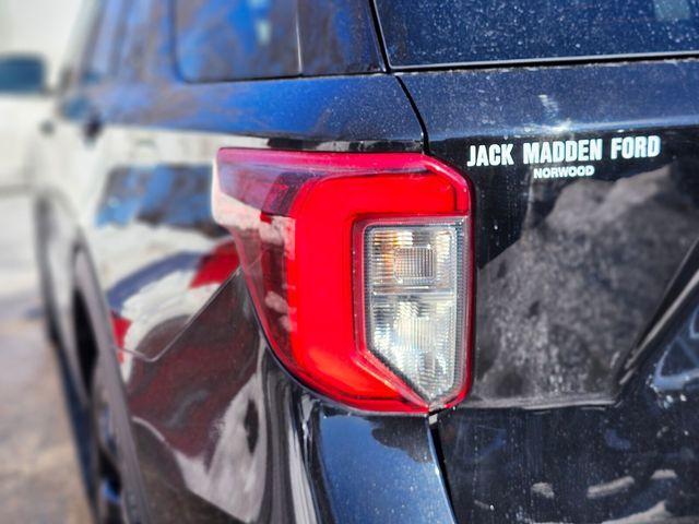 used 2022 Ford Explorer car, priced at $39,996
