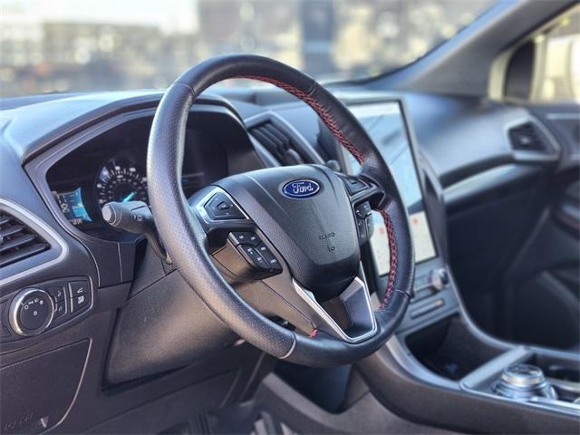 used 2022 Ford Edge car, priced at $27,996