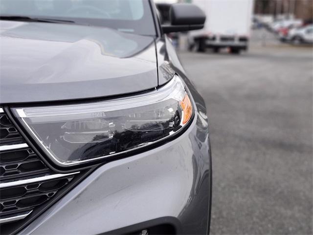 used 2022 Ford Explorer car, priced at $29,996