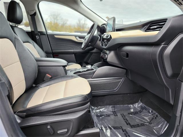 used 2022 Ford Escape car, priced at $25,996