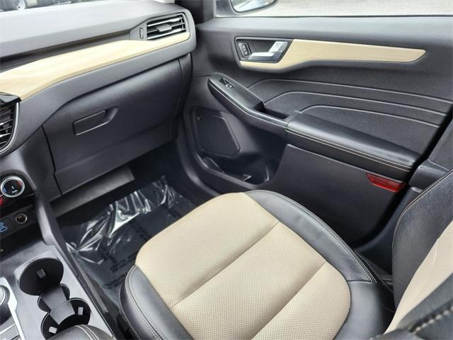 used 2022 Ford Escape car, priced at $25,996