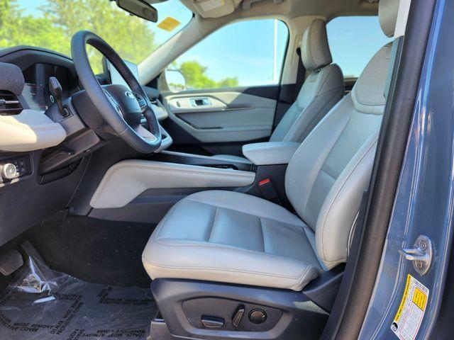 used 2025 Ford Explorer car, priced at $39,497