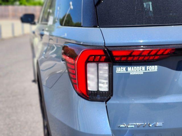 used 2025 Ford Explorer car, priced at $39,497