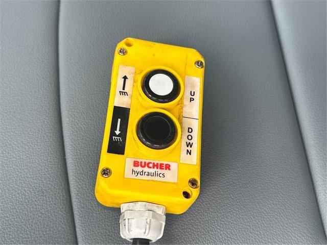 new 2025 Ford F-350 car, priced at $66,996