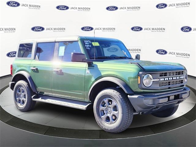 new 2025 Ford Bronco car, priced at $48,658